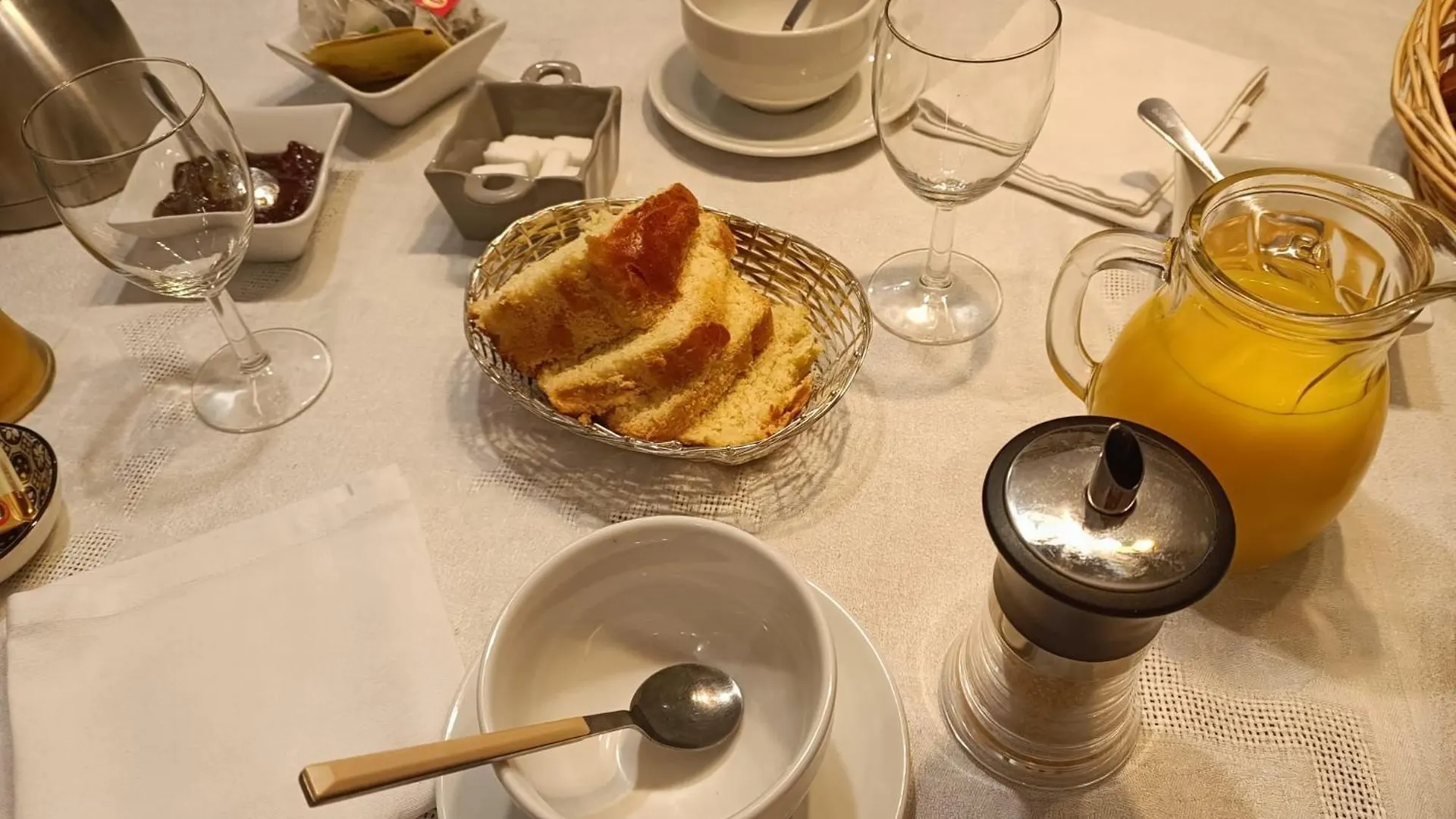 Bed and Breakfast L'Ecrin Lacroisille Франция
